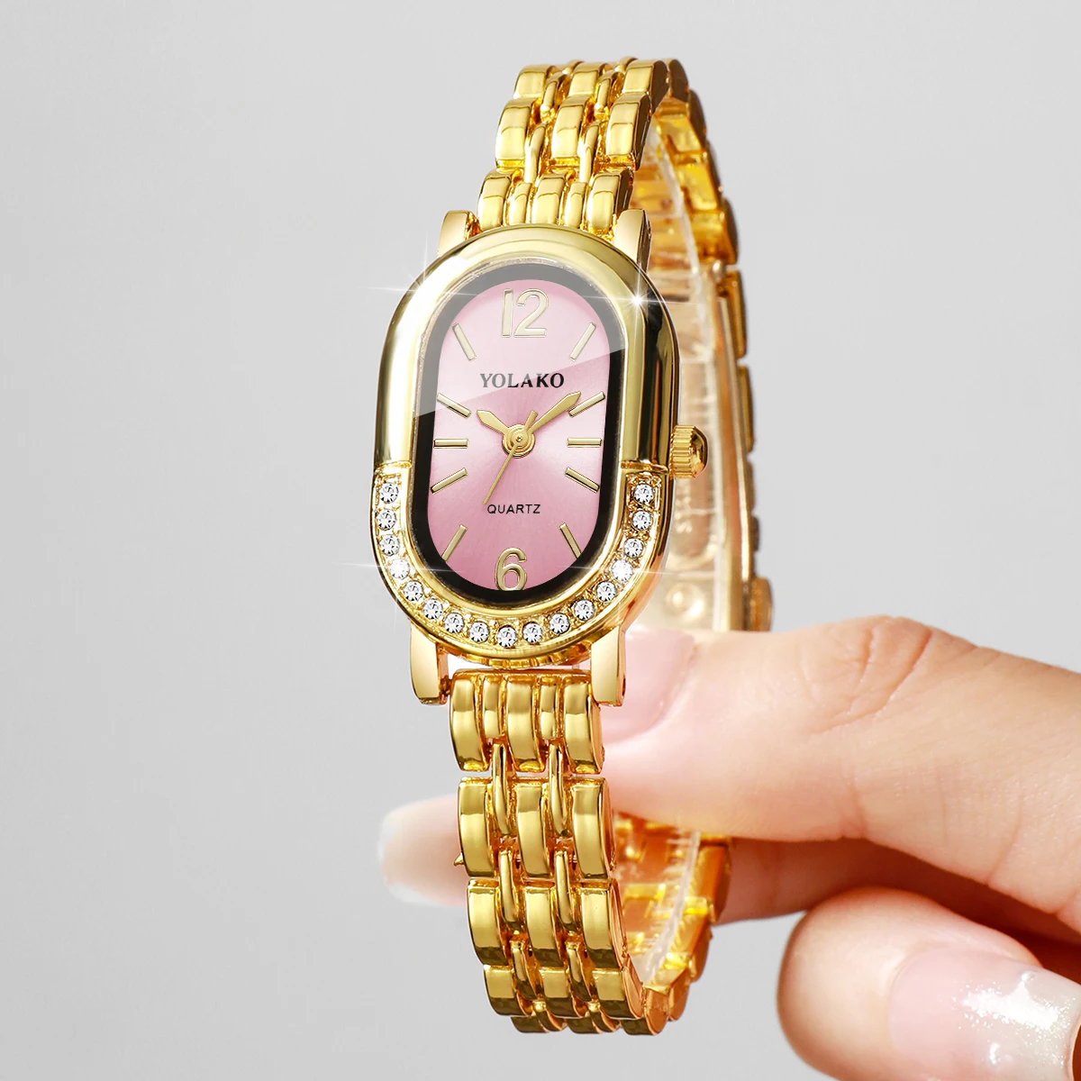 Luxuriöse Strass-Damen-Quarzuh – Luxury Watch Travel Case Bewertung und Preis